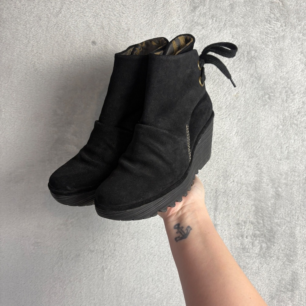 Fly London Black Suede Wedge Ankle Boots Lace Up Back Womens 36 Platform Grunge